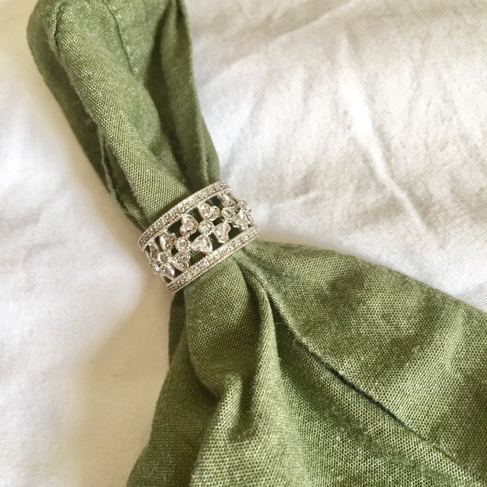 White 14k gold and diamond band